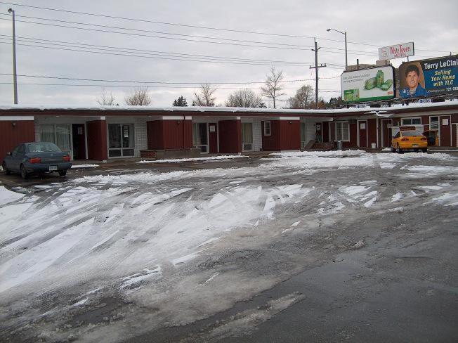 Barrie Motel Kültér fotó